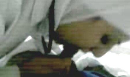 के दो सफेद टुकड़े के हिंदी पिक्चर सेक्सी मूवी साथ काले शरीर